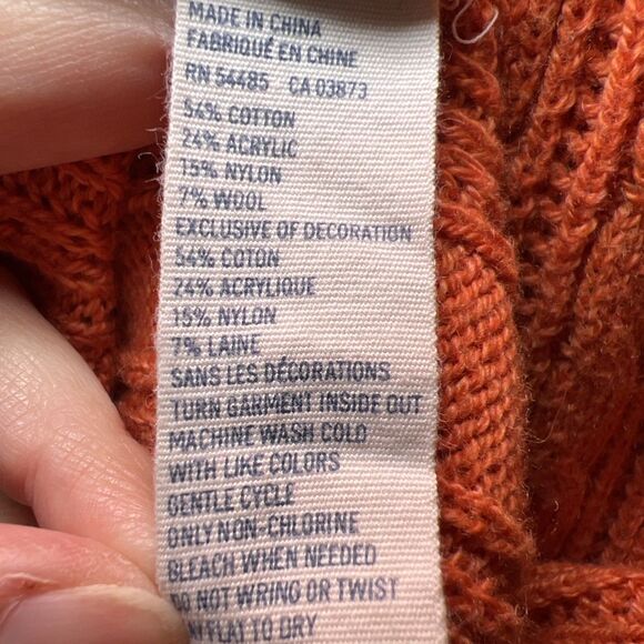 American Eagle Slim Fit Cable Knit Sweater Deep V Women's Medium Y2K Preppy Long - Picture 7 of 8